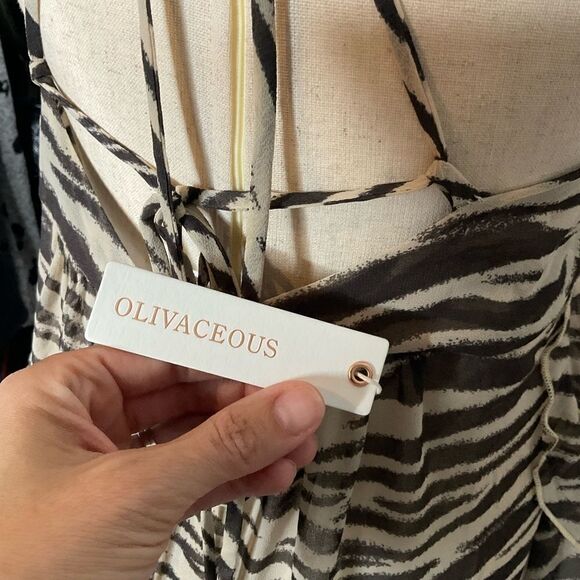 NWT Olivaceous Zebra Safari Print Ruffle Slit Side Maxi Dress Medium - Picture 9 of 12